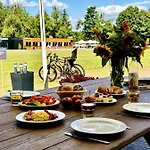 Julinek Camp Kamp alanı